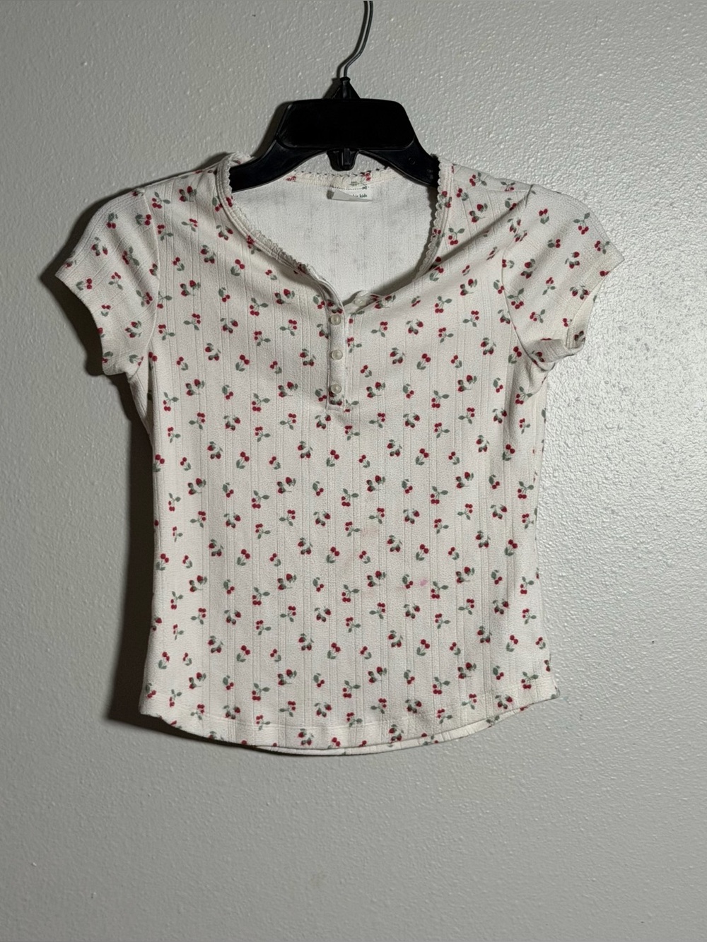 Abercrombie Kids Girl White Cherry-Print Ribbed Henley Top Casual size 11/12